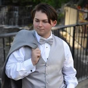 Meet your Posher, Anthony